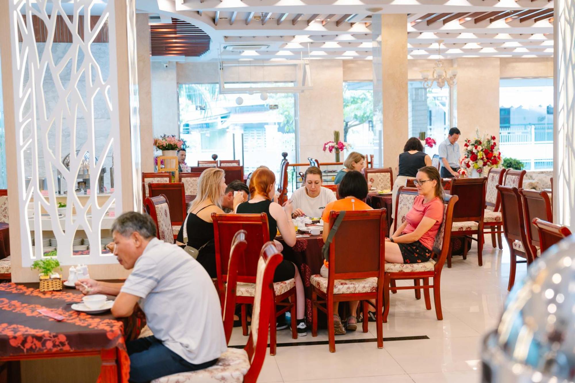 湄公河樱桃2号酒店 芹苴 外观 照片
